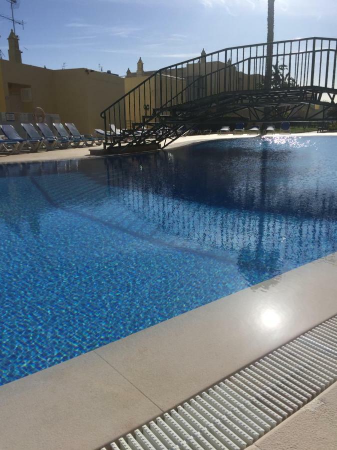 Condominio Do Mar Lagos Exterior foto